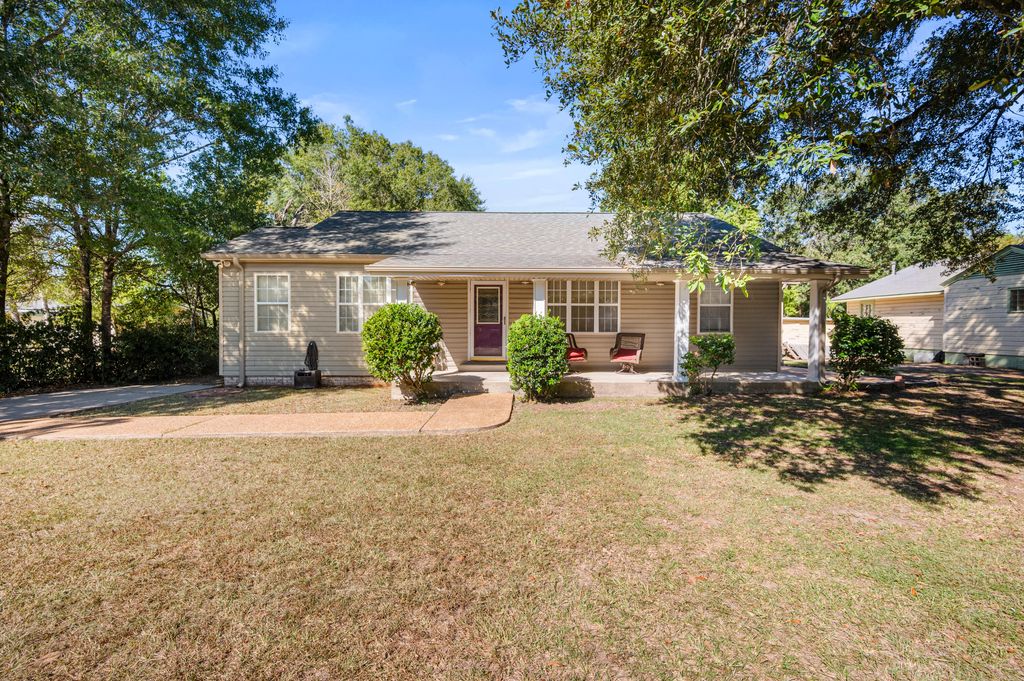 508 Magnolia St, Deridder, LA 70634