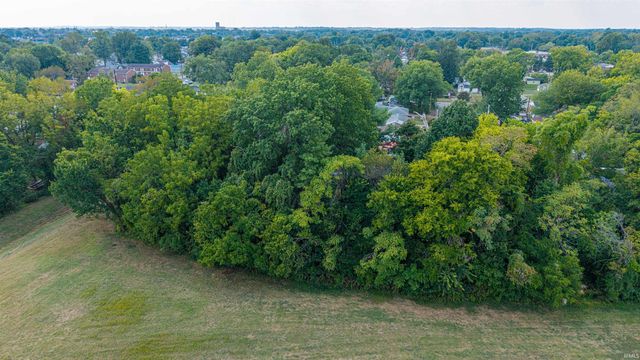 1161 E Olmstead Avenue, Evansville, IN 47711