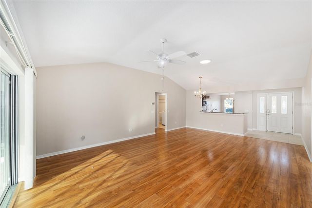 926 LONG LEAF LANE, The Villages, FL 32163