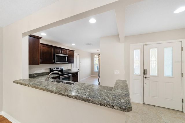 926 LONG LEAF LANE, The Villages, FL 32163