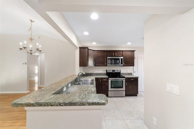 926 LONG LEAF LANE, The Villages, FL 32163