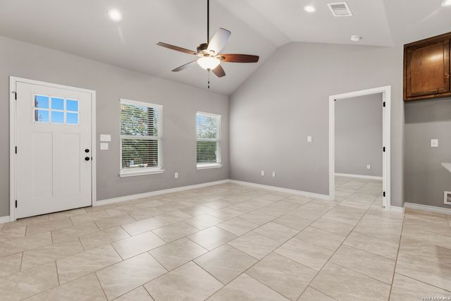 1407 TANGLEWOOD TRL, Spring Branch, TX 78070