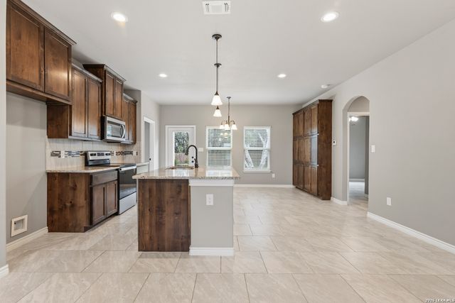 1407 TANGLEWOOD TRL, Spring Branch, TX 78070