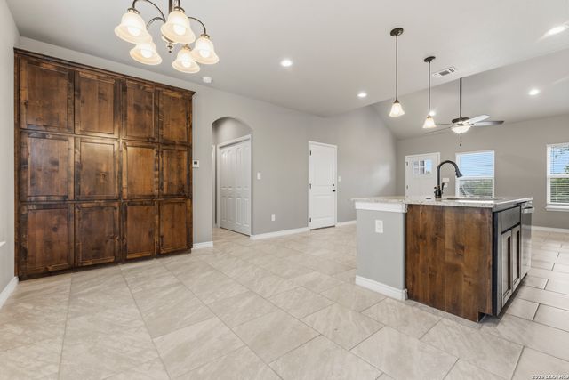 1407 TANGLEWOOD TRL, Spring Branch, TX 78070