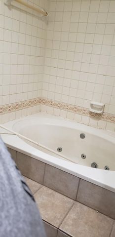 2425 Holly Hall Street F80, Houston, TX 77054