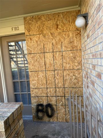 2425 Holly Hall Street F80, Houston, TX 77054