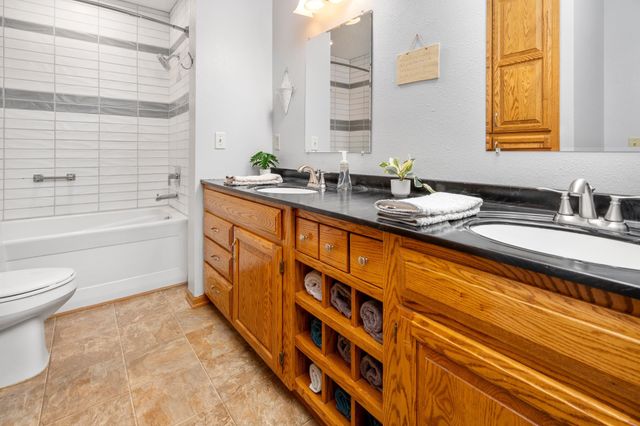 663 Roosevelt Road, Saint Cloud, MN 56301
