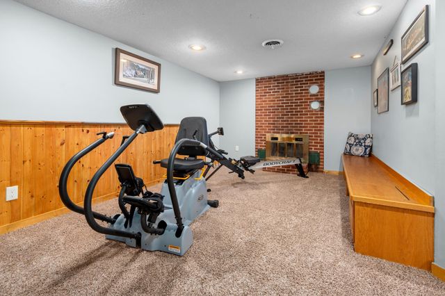 663 Roosevelt Road, Saint Cloud, MN 56301