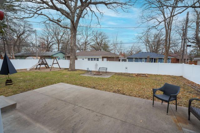 663 Roosevelt Road, Saint Cloud, MN 56301