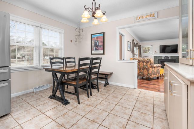 663 Roosevelt Road, Saint Cloud, MN 56301