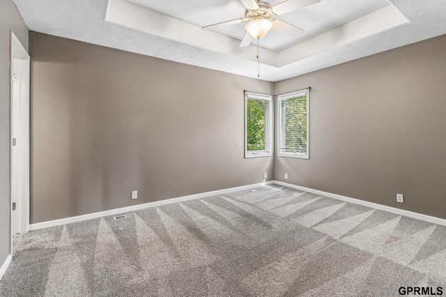 5859 S 146th Street, Omaha, NE 68137