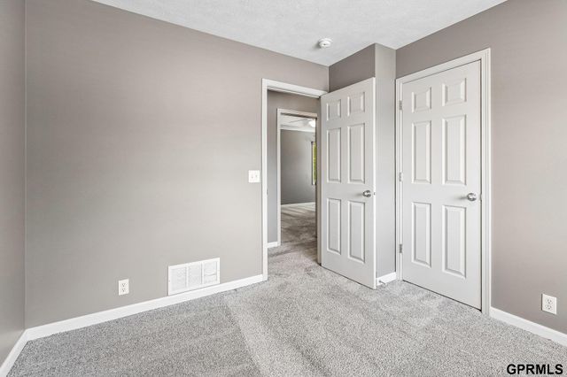 5859 S 146th Street, Omaha, NE 68137