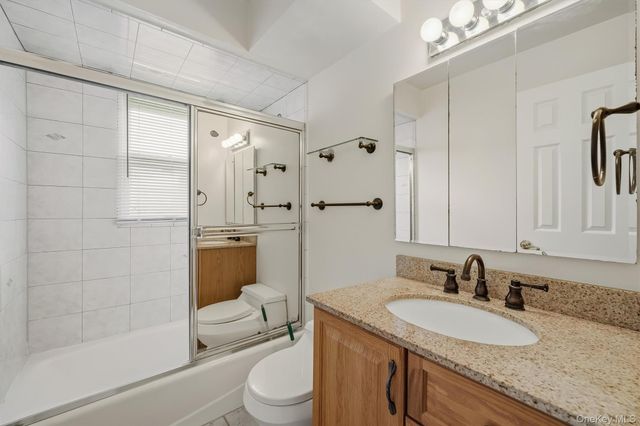 1 Normandy Village 1, Nanuet, NY 10954