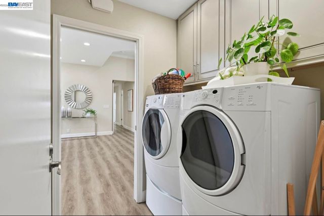 740 Glasgow Cir, Danville, CA 94526