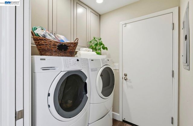 740 Glasgow Cir, Danville, CA 94526