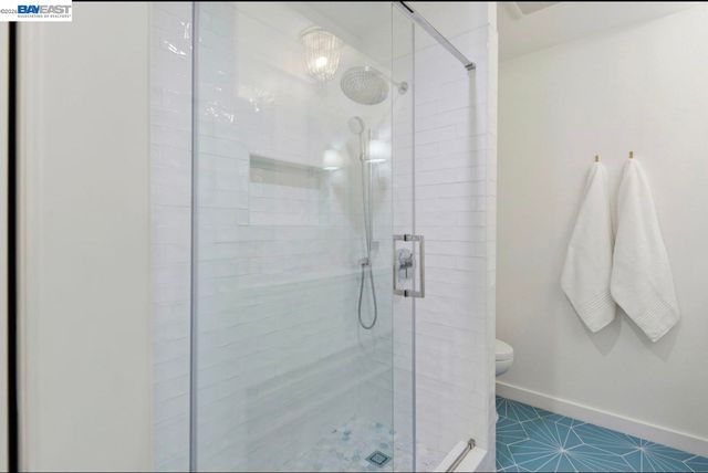 740 Glasgow Cir, Danville, CA 94526