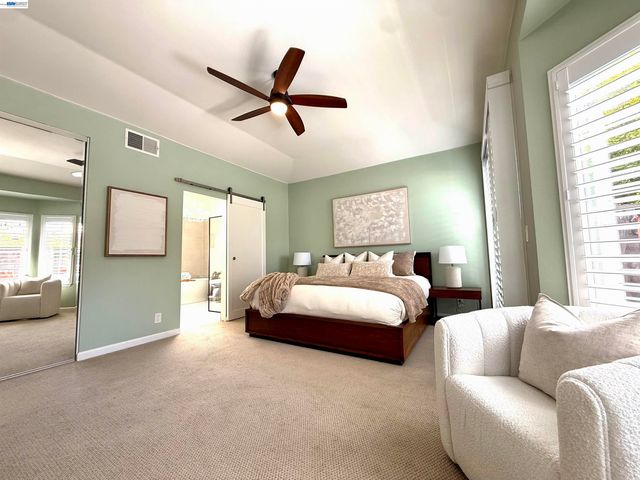 740 Glasgow Cir, Danville, CA 94526