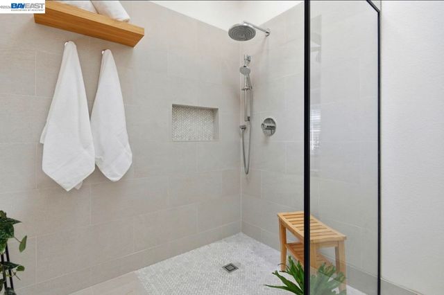 740 Glasgow Cir, Danville, CA 94526