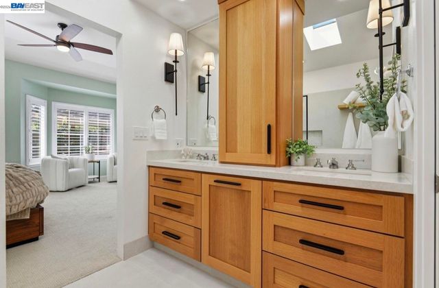 740 Glasgow Cir, Danville, CA 94526