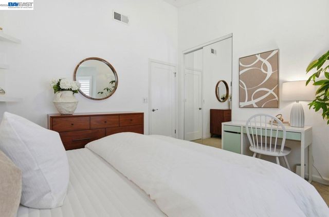 740 Glasgow Cir, Danville, CA 94526