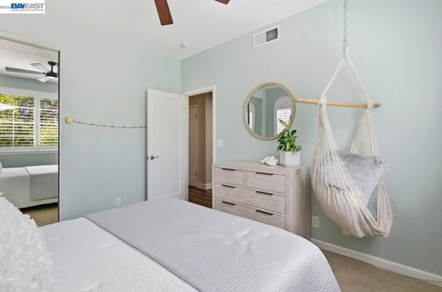 740 Glasgow Cir, Danville, CA 94526