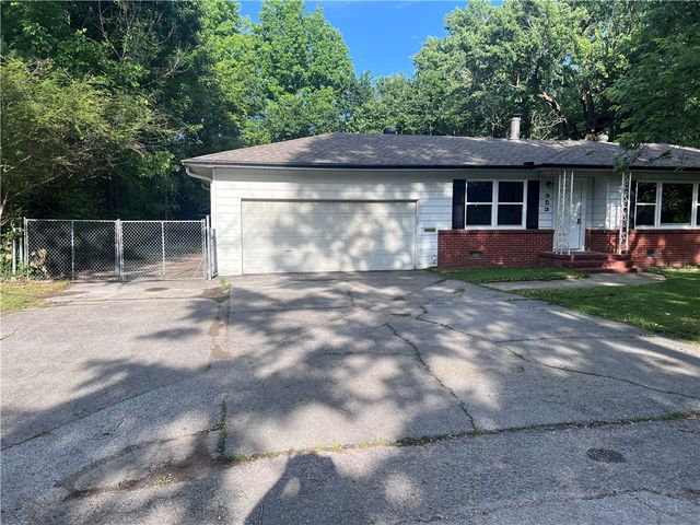 303 Harve Street, Springdale, AR 72762