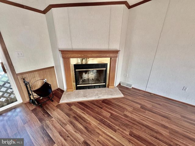 16583 LAUREL RD, Laurel, DE 19956