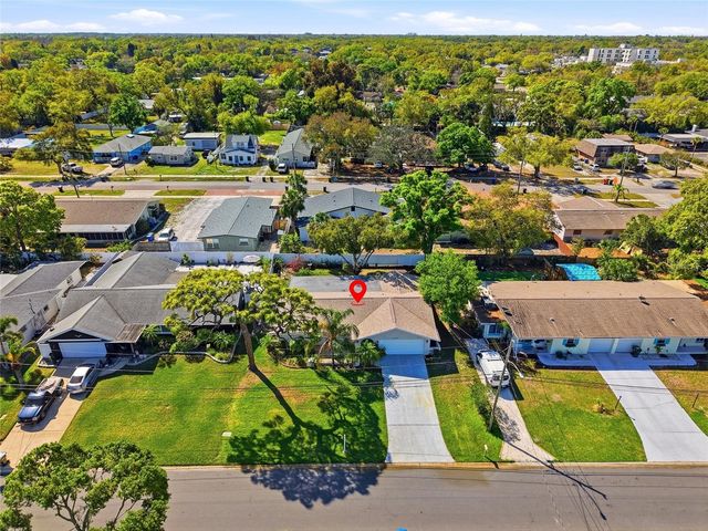 3370 HARBOR LAKE DR, Largo, FL 33770