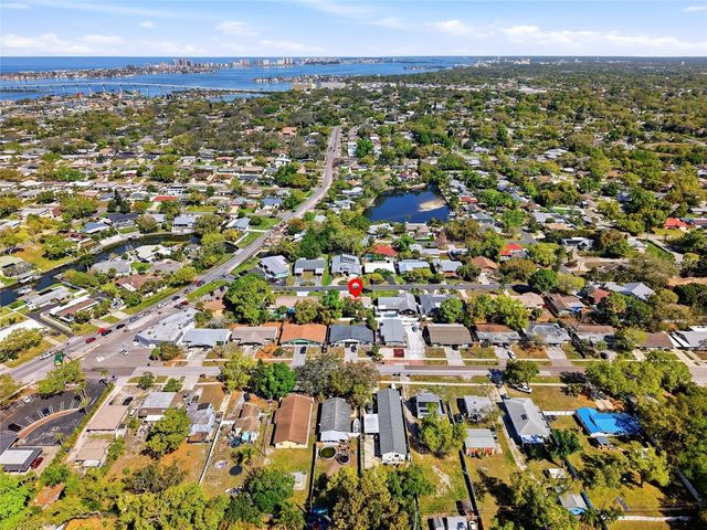 3370 HARBOR LAKE DR, Largo, FL 33770