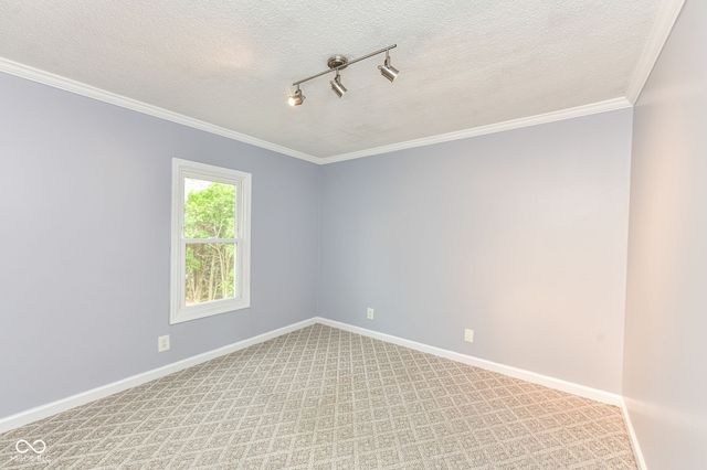 25 Myrenia Avenue, Ingalls, IN 46048