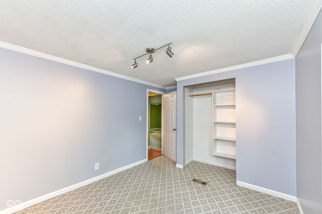 25 Myrenia Avenue, Ingalls, IN 46048