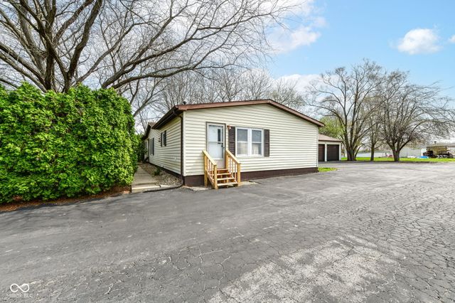 25 Myrenia Avenue, Ingalls, IN 46048