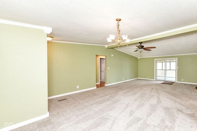 25 Myrenia Avenue, Ingalls, IN 46048