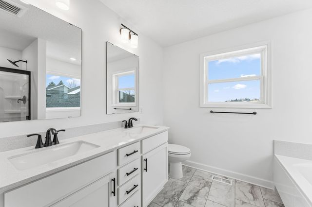 558 Waterford Place, Waconia, MN 55387