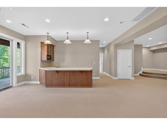 2727 Nw AVOCET Ln, Portland, OR 97229
