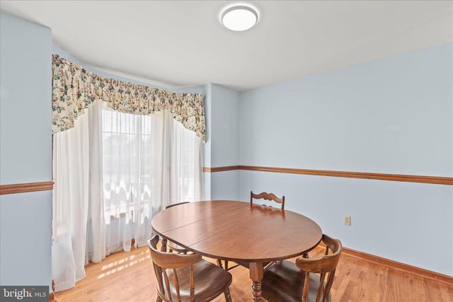 5 KIMBERLY ANN LN, New Oxford, PA 17350