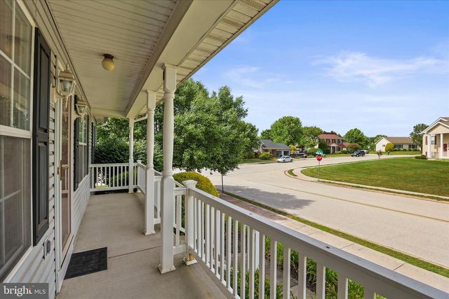 5 KIMBERLY ANN LN, New Oxford, PA 17350