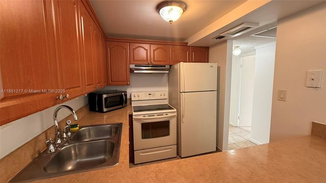 5855 Washington St 91, Hollywood, FL 33023