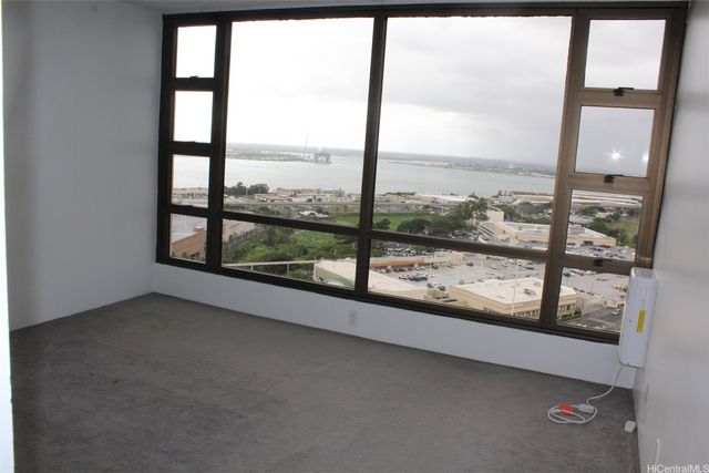 98-402 Koauka Loop 2402, Aiea, HI 96701