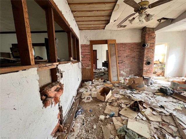 921 Freeman Mill RD, Suffolk, VA 23438