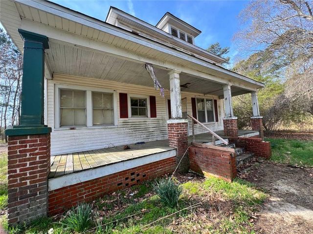 921 Freeman Mill RD, Suffolk, VA 23438