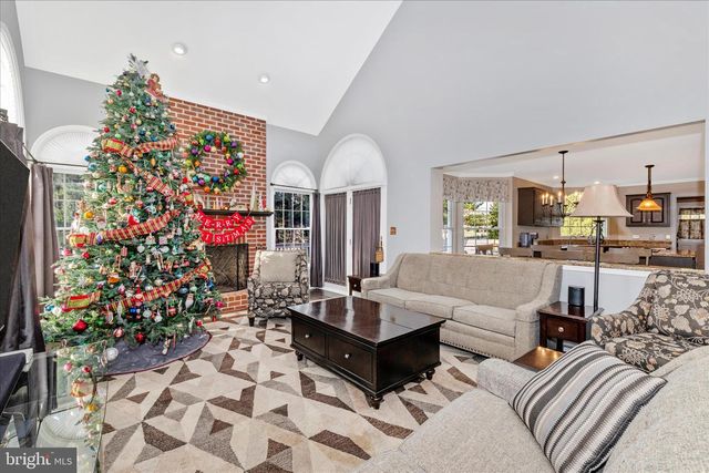 13514 PARADISE CHURCH RD RD, Hagerstown, MD 21742