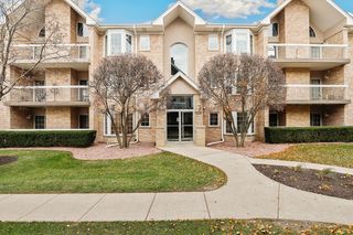 7825 Bristol Park Drive 1C, Tinley Park, IL 60477