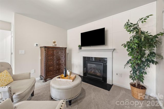 175 Sweet Briar Drive, Fort Mill, SC 29707