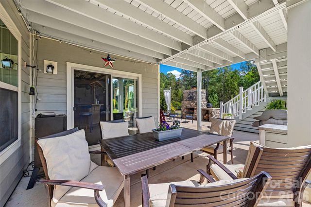 175 Sweet Briar Drive, Fort Mill, SC 29707