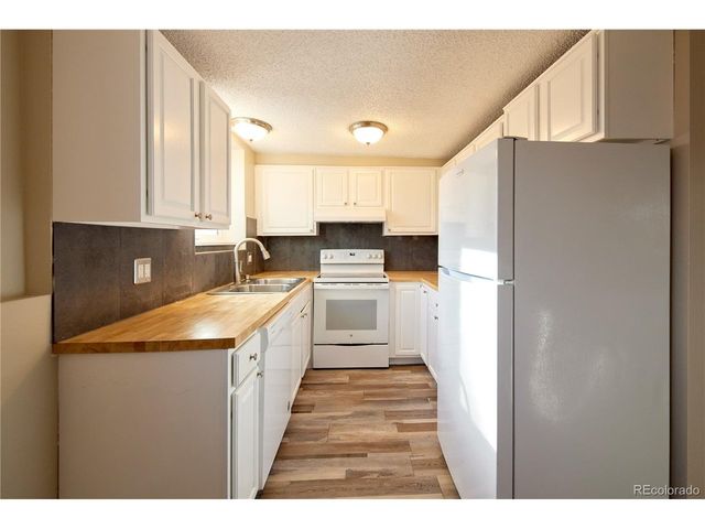 8060 W 9th Ave 115, Lakewood, CO 80214