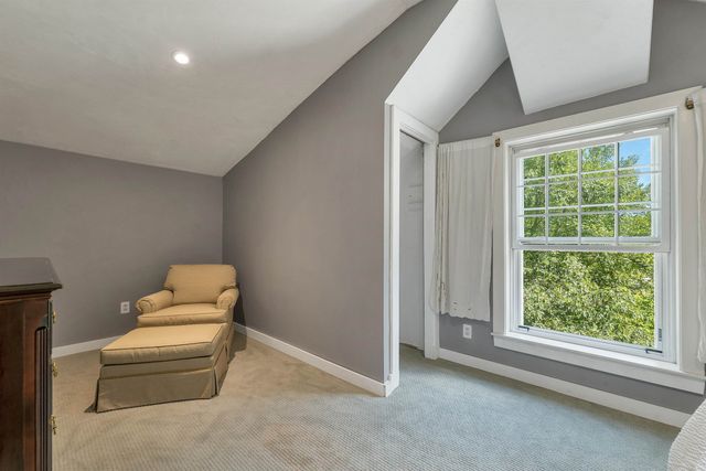 470 Banfield Road, Portsmouth, NH 03801
