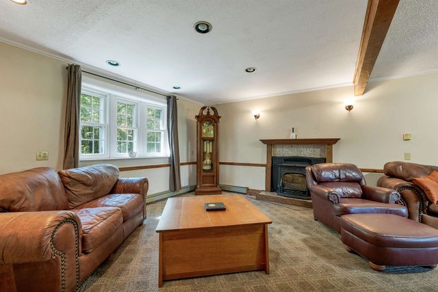 470 Banfield Road, Portsmouth, NH 03801