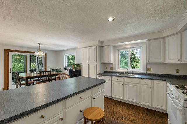 470 Banfield Road, Portsmouth, NH 03801