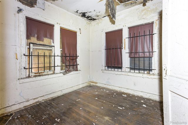 2223 Gray Street, Detroit, MI 48215